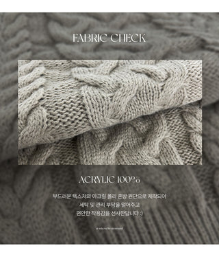 Edintz Loose Fit Round Cable Knit Long Sleeve Knit
