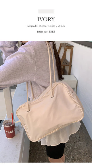 Ajint Square Shoulder Bag