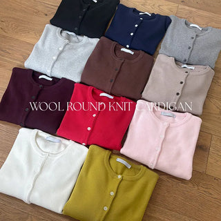 Meldor Wool Round Knit Long Sleeve Cardigan