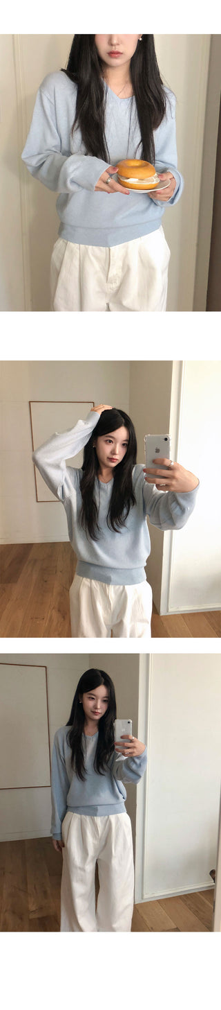 Pentagon Delicate Fit V-Neck Knit