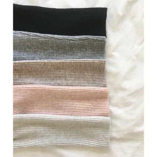 Pale Ribbed Semi-Crop Daily Wool Knit Cardigan