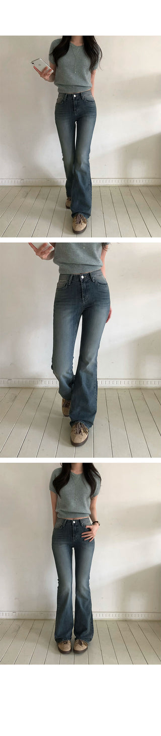 Amber V-neck Short Sleeve Knit