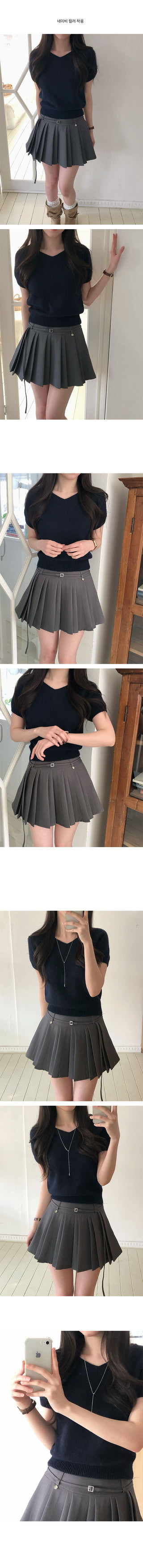 Amber V-neck Short Sleeve Knit