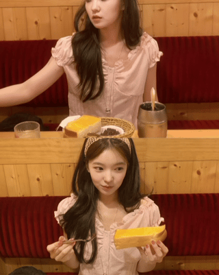 Neko Seersucker Check Off-Shoulder Blouse