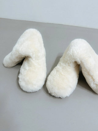 bare fur boots
