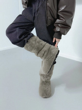 bare fur boots