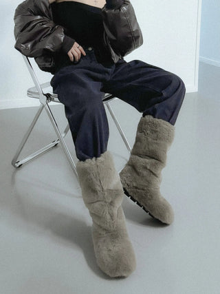 bare fur boots