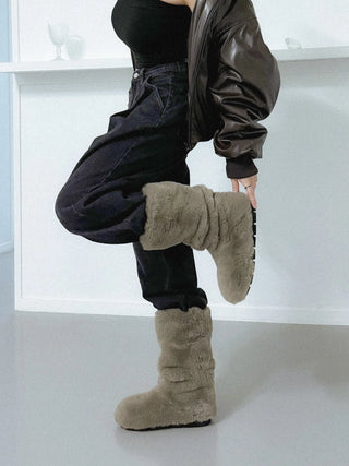 bare fur boots