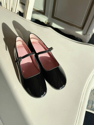enamel Mary Jane flats