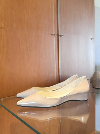 enamel stiletto flats