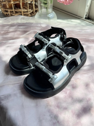 ribbon platform sandals