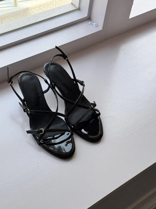 enamel buckle sandals