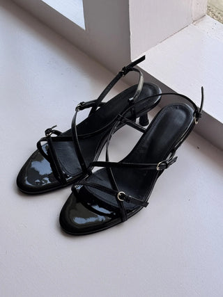 enamel buckle sandals