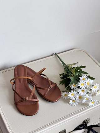buckle slingback