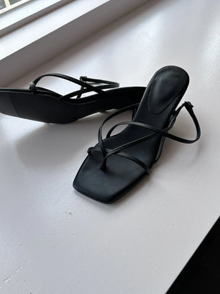 strap slingback