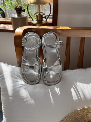 height-increasing sandals