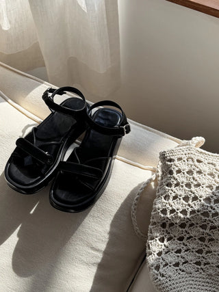 height-increasing sandals