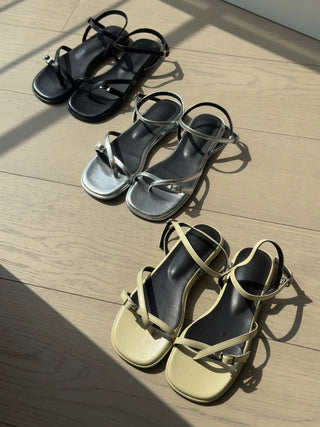 cushioned flip-flops