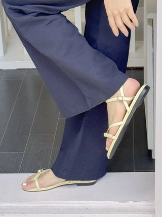 cushioned flip-flops