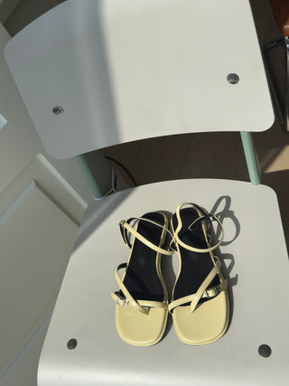 cushioned flip-flops