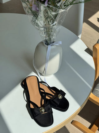 gold button slippers