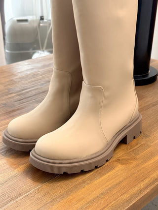 Chelsea rain boots