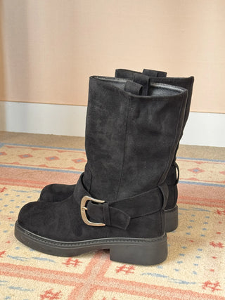 buckle suede boots