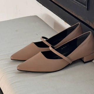 Mary Jane pumps