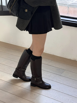 belt strap boots