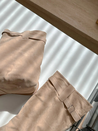 flip-flop buckle boots