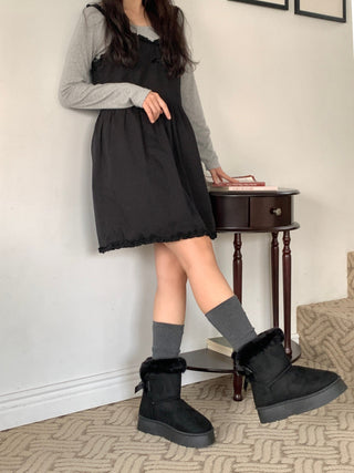 ribbon fur boots