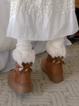 ribbon fur boots