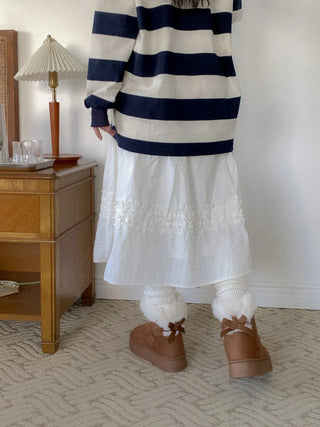 ribbon fur boots