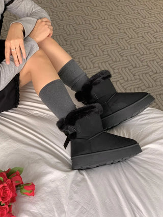 ribbon fur boots