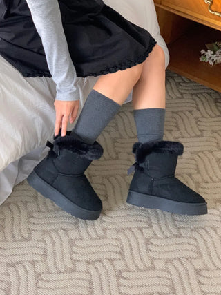 ribbon fur boots