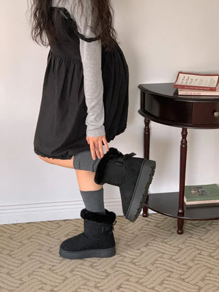 ribbon fur boots