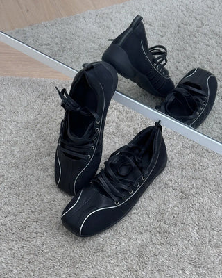 lace-up Mary Jane