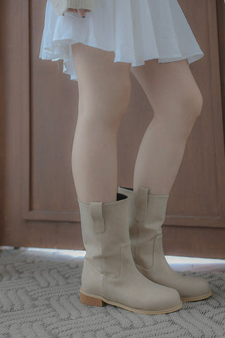 epaulette wood boots
