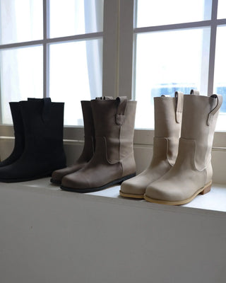 epaulette wood boots