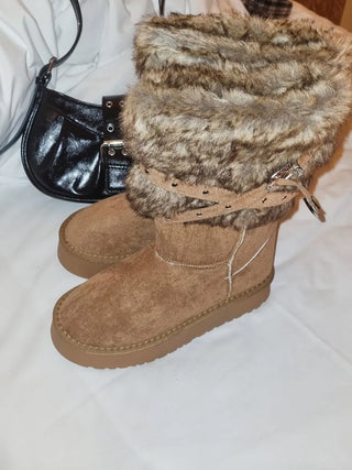 buckle fur boots