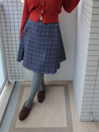 check pleated skirt