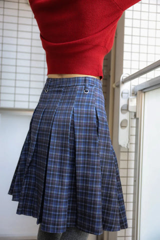 check pleated skirt