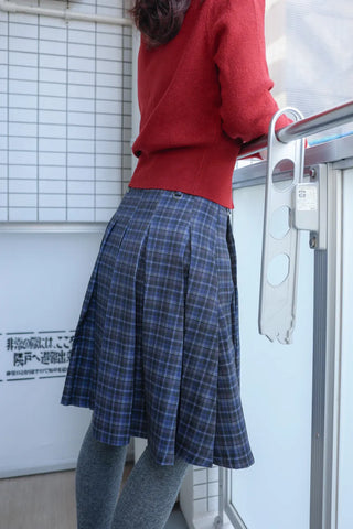 check pleated skirt