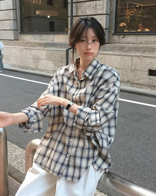 Loose check shirt
