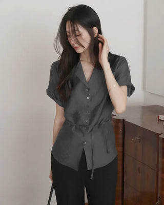 Line Fit Strap Blouse