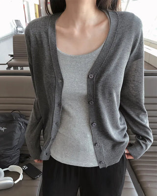 Basic short-sleeved T-shirt
