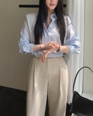 One-tuck slacks