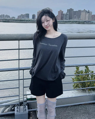 One-shoulder T-shirt