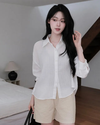 [3 colors] Semi-Cropped Shirt