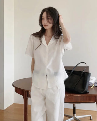 Line Fit Strap Blouse